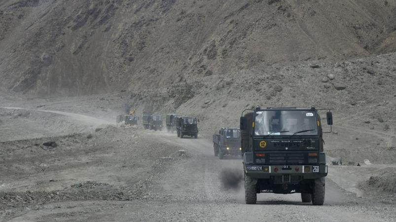 चीन के खतरे का मुकाबला करने के लिए लद्दाख में 135 किमी.  दूरी के लिए एक नई सड़क  चीन के खतरे का मुकाबला करने के लिए लद्दाख में 135 किमी नई सड़क