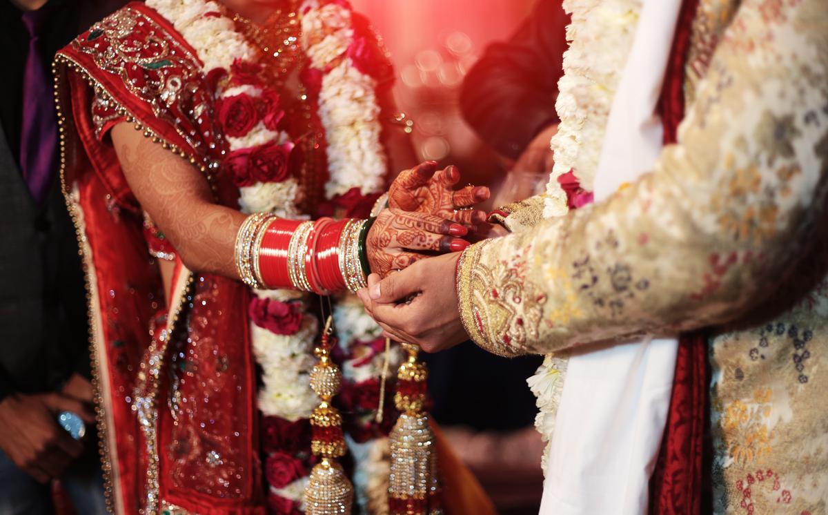 दूसरी शादी के लिए अनुमति आवश्यक: सरकारी कर्मचारियों के लिए असम सरकार का आदेश |  सरकारी कर्मचारियों के लिए दूसरी शादी के लिए अनुमति आवश्यक असम सरकार का आदेश