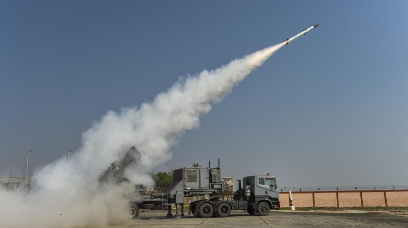 आकाश एन.जी.  मिसाइल परीक्षण सफलता: मंत्री राजनाथ सिंह ने की सराहना |  आकाश एनजी मिसाइल के सफल परीक्षण की मंत्री राजनाथ सिंह ने की सराहना