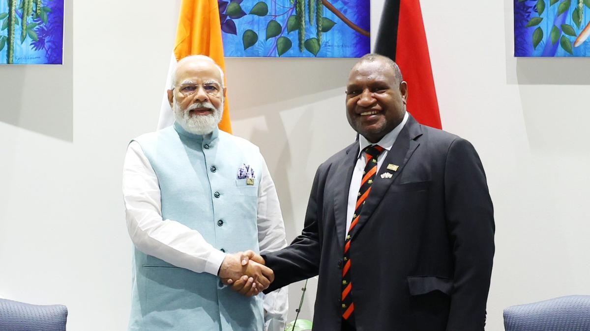 भारत ने पापुआ न्यू गिनी को 8.3 करोड़ रुपये की राहत भेजी  भारत ने पापुआ न्यू गिनी को 8.3 करोड़ रुपये की राहत भेजी