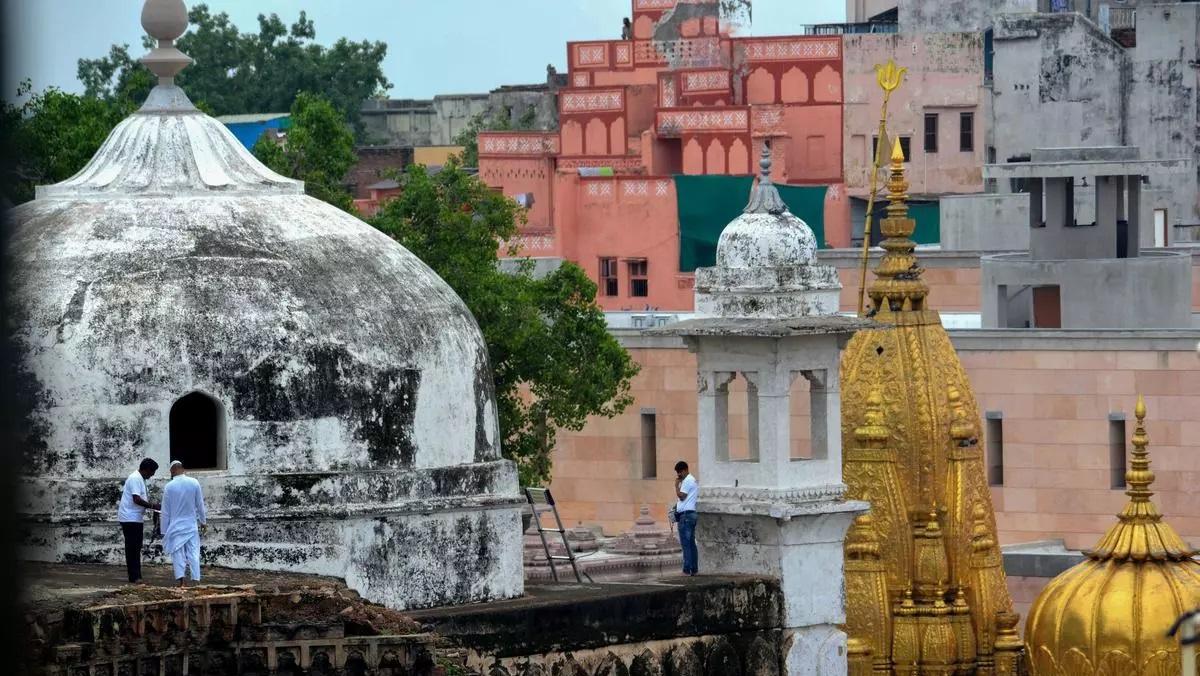 ज्ञानवाबी मस्जिद परिसर में भूतल पर पूजा कर सकते हैं हिंदू: वाराणसी कोर्ट का आदेश |  ज्ञानवापी मस्जिद परिसर में हिंदू कर सकेंगे पूजा, वाराणसी कोर्ट का आदेश