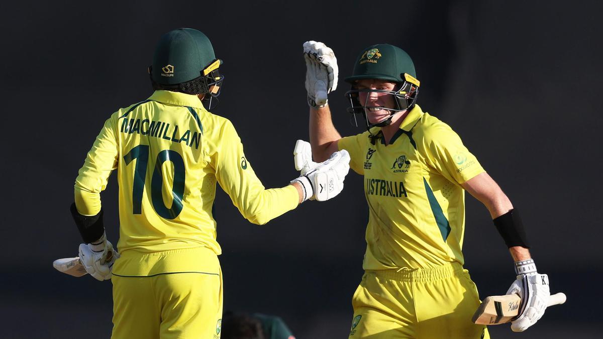 U19 WC |  ऑस्ट्रेलिया ने पाकिस्तान को हराया: भारत के साथ टेस्ट फाइनल में!  |  अंडर-19 विश्व कप में ऑस्ट्रेलिया ने पाकिस्तान को हराकर फाइनल में भारत से मुकाबला किया