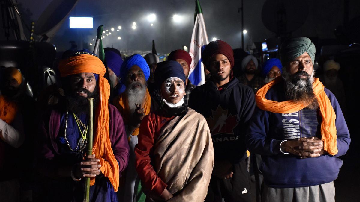 दिल्ली सैलो विरोध में हिंसा: किसान संघ ने मनाया काला दिवस |  किसान ब्लैक फ्राइडे मनाते हैं;  एसकेएम ने हरियाणा के मुख्यमंत्री से मांगा इस्तीफा