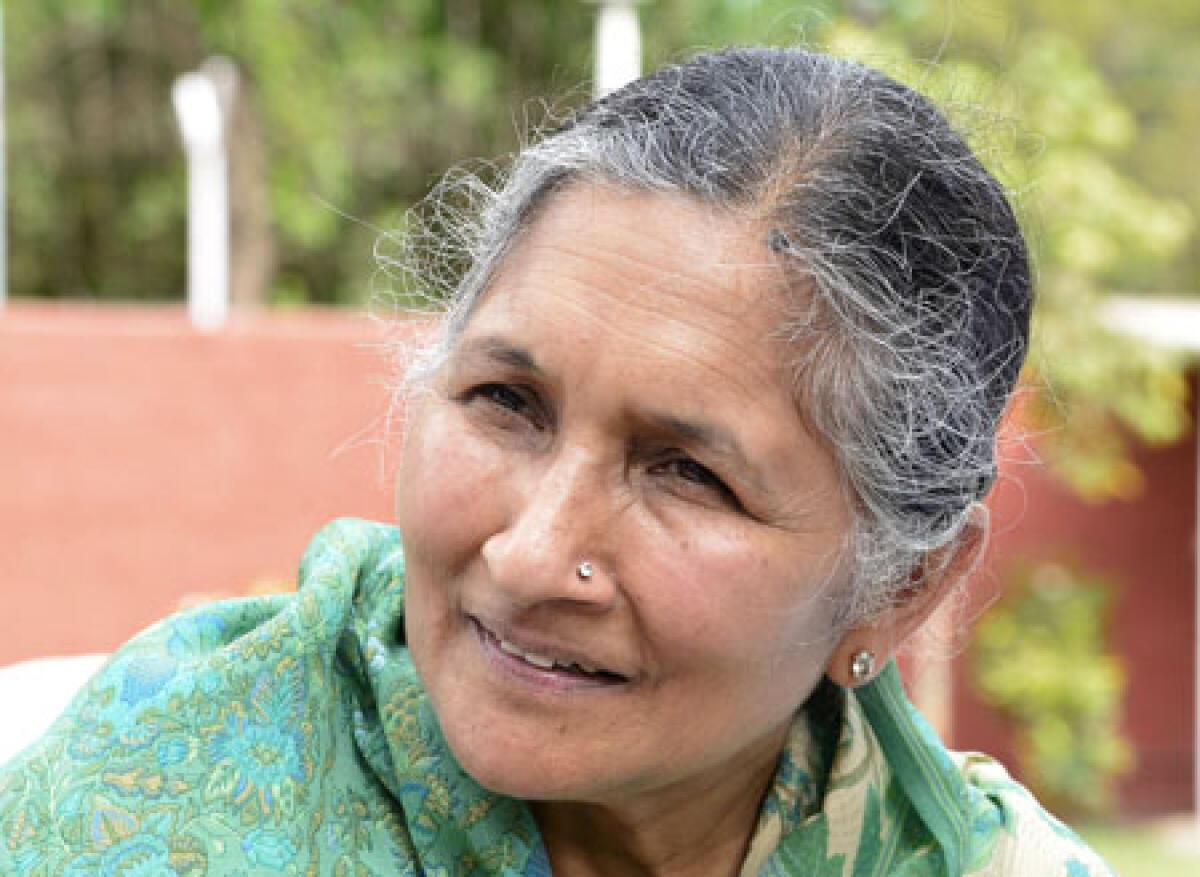 भारत की सबसे अमीर महिला सावित्री जिंदल ने कांग्रेस छोड़ी |  भारत की सबसे अमीर महिला ने कांग्रेस छोड़ी