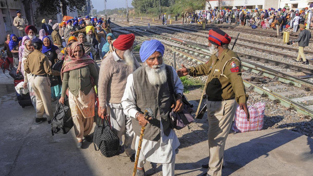 बैसाखी समारोह के लिए पाकिस्तान ने भारतीय सिख तीर्थयात्रियों को 2,843 वीजा जारी किए