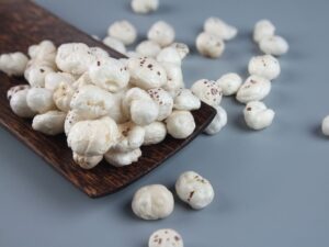 रोज़ाना मखाने का सेवन सभी पुरुष के लिए है बेहद ज़रूरी, जानें पूरी खबर