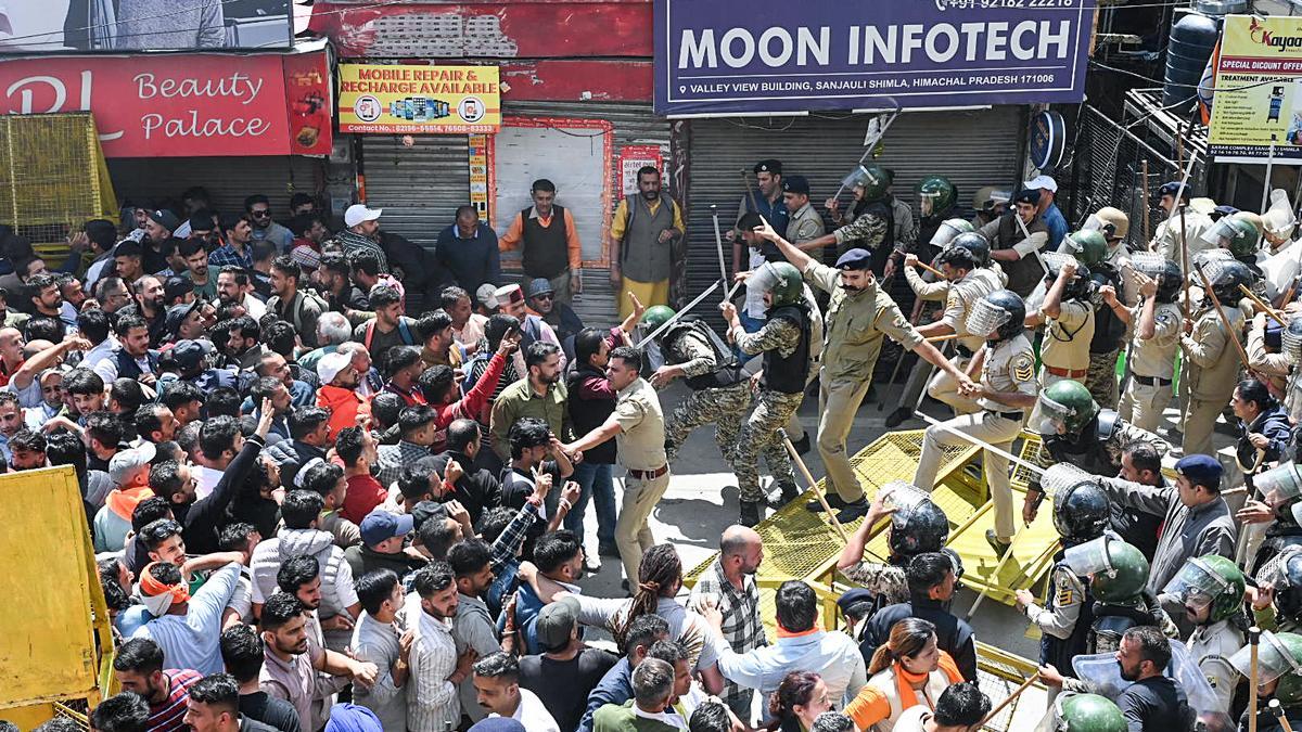 शिमला मस्जिद विवाद: हिंसा के आरोप में 50 लोगों पर मामला दर्ज