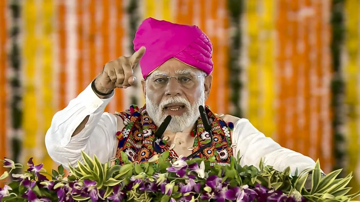 महाराष्ट्र में पीएम मोदी ने कहा कि कांग्रेस को शहरी नक्सली गिरोह चला रहा महाराष्ट्र में पीएम मोदी ने कहा कि कांग्रेस को शहरी नक्सली गिरोह चला रहा