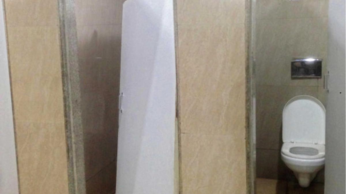 बीजेपी की कड़ी आलोचना के बाद कांग्रेस सरकार ने हिमाचल प्रदेश में शौचालय कर आदेश वापस लिया बीजेपी की कड़ी आलोचना के बाद कांग्रेस सरकार ने हिमाचल प्रदेश में शौचालय कर आदेश वापस लिया