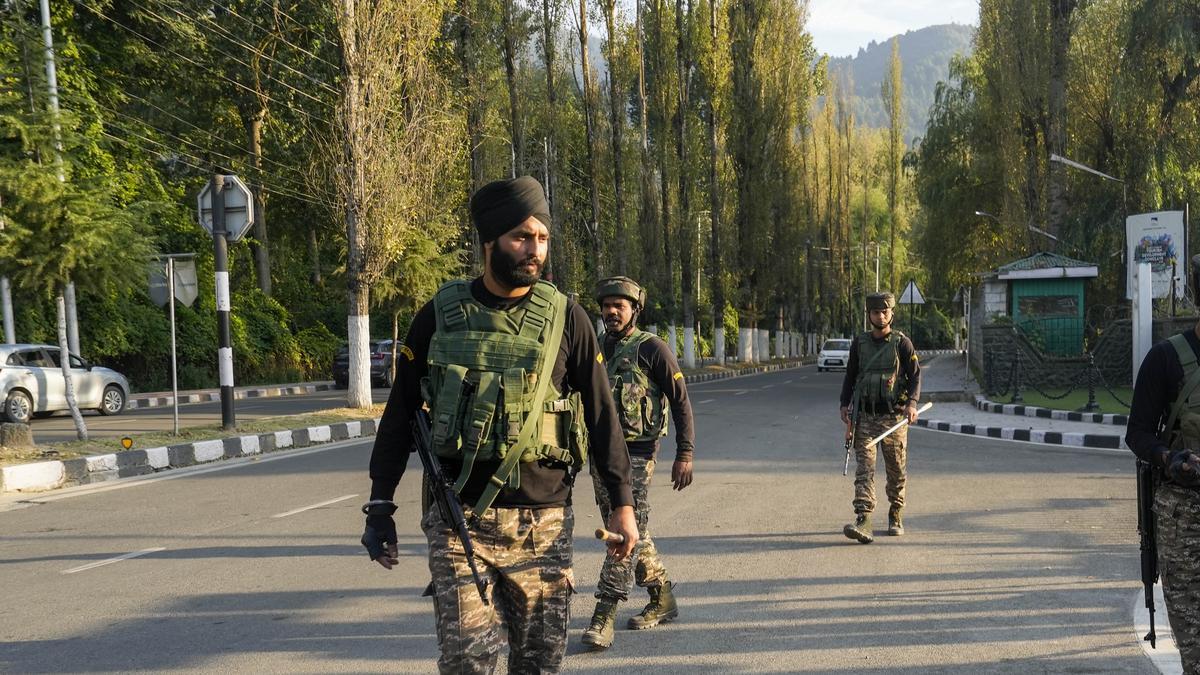 हरियाणा और जम्मू कश्मीर में आज चुनाव नतीजों के लिए वोटों की गिनती हो रही है