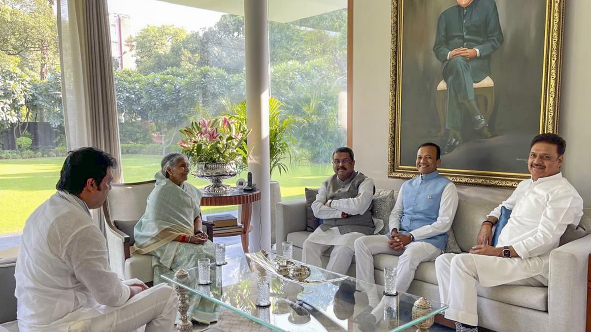 हरियाणा चुनाव जीतने वाले 2 निर्दलीय विधायक बीजेपी में शामिल