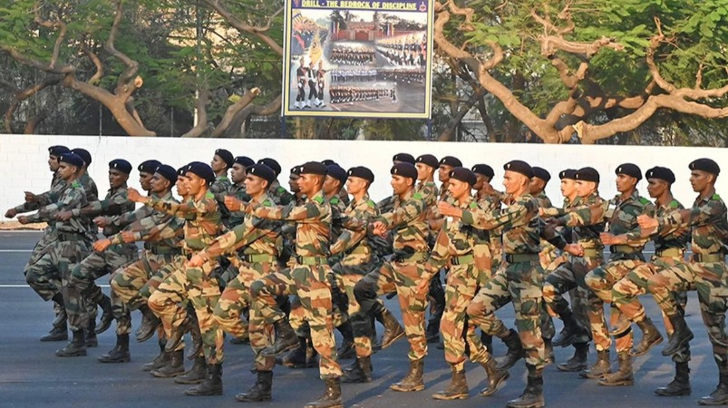 नासिक में फायरिंग अभ्यास के दौरान फील्ड गन का गोला फटने से 2 अग्निवीरों की मौत