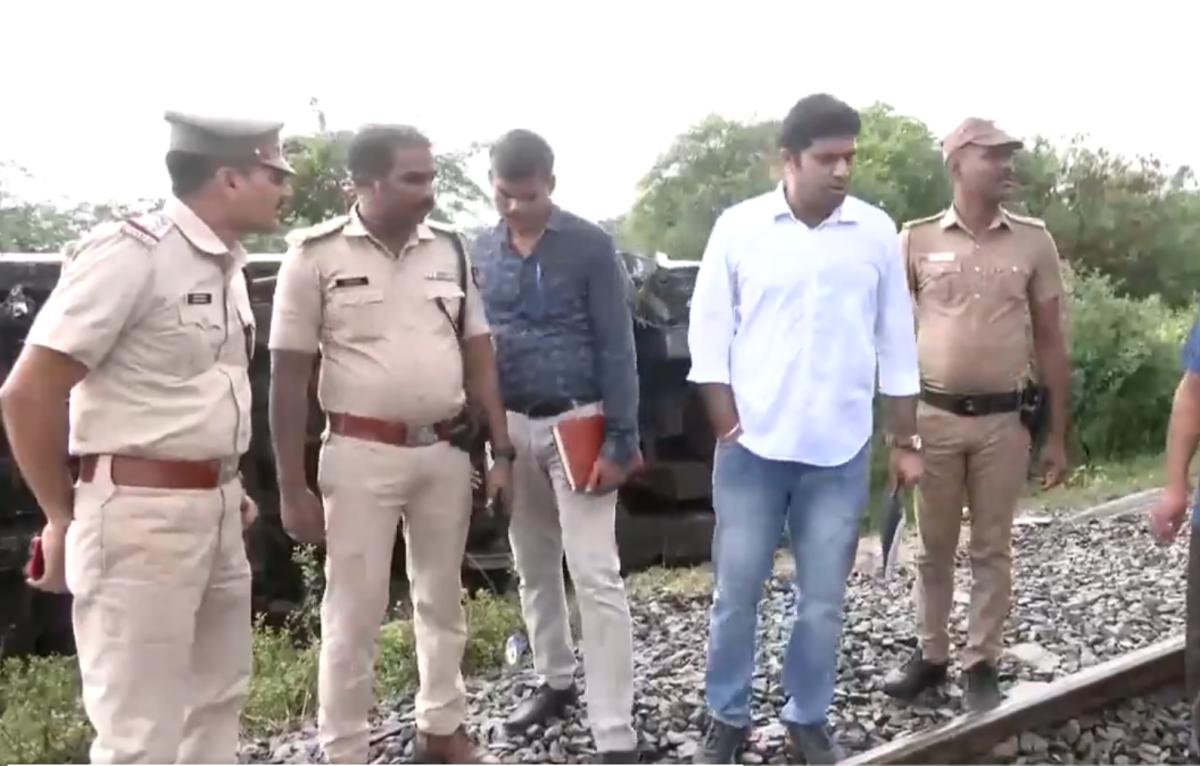 तोड़फोड़ के पहलू की जांच के लिए एनआईए कावरापेट्टई पहुंची