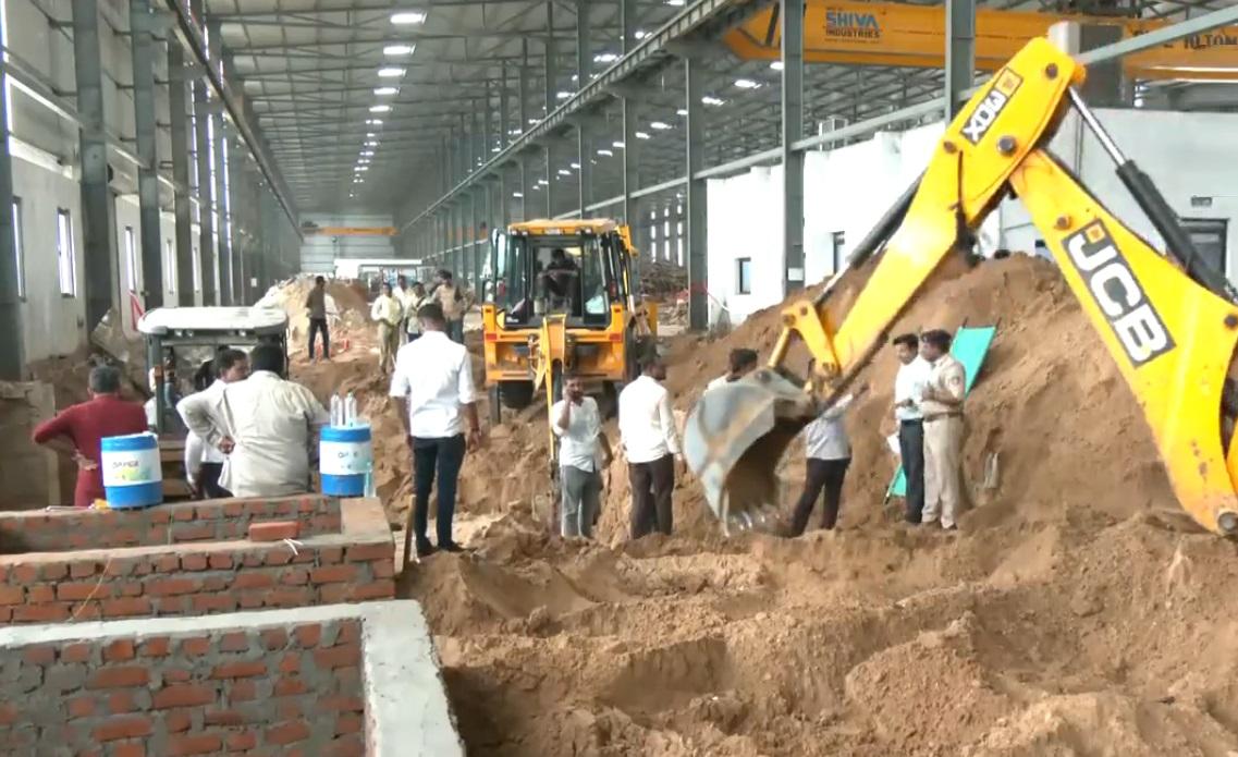 गुजरात: निर्माण स्थल पर दीवार गिरने से 6 की मौत