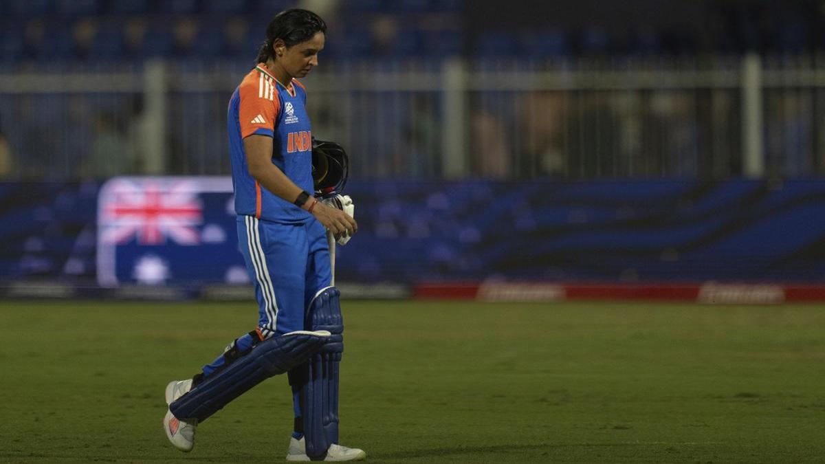 पाकिस्तान को हराकर सेमीफाइनल में पहुंचने की खबर: महिला टी20 विश्व कप से भारत बाहर | पाकिस्तान को हराकर न्यूजीलैंड सेमीफाइनल में, भारत महिला टी-20 विश्वकप से बाहर