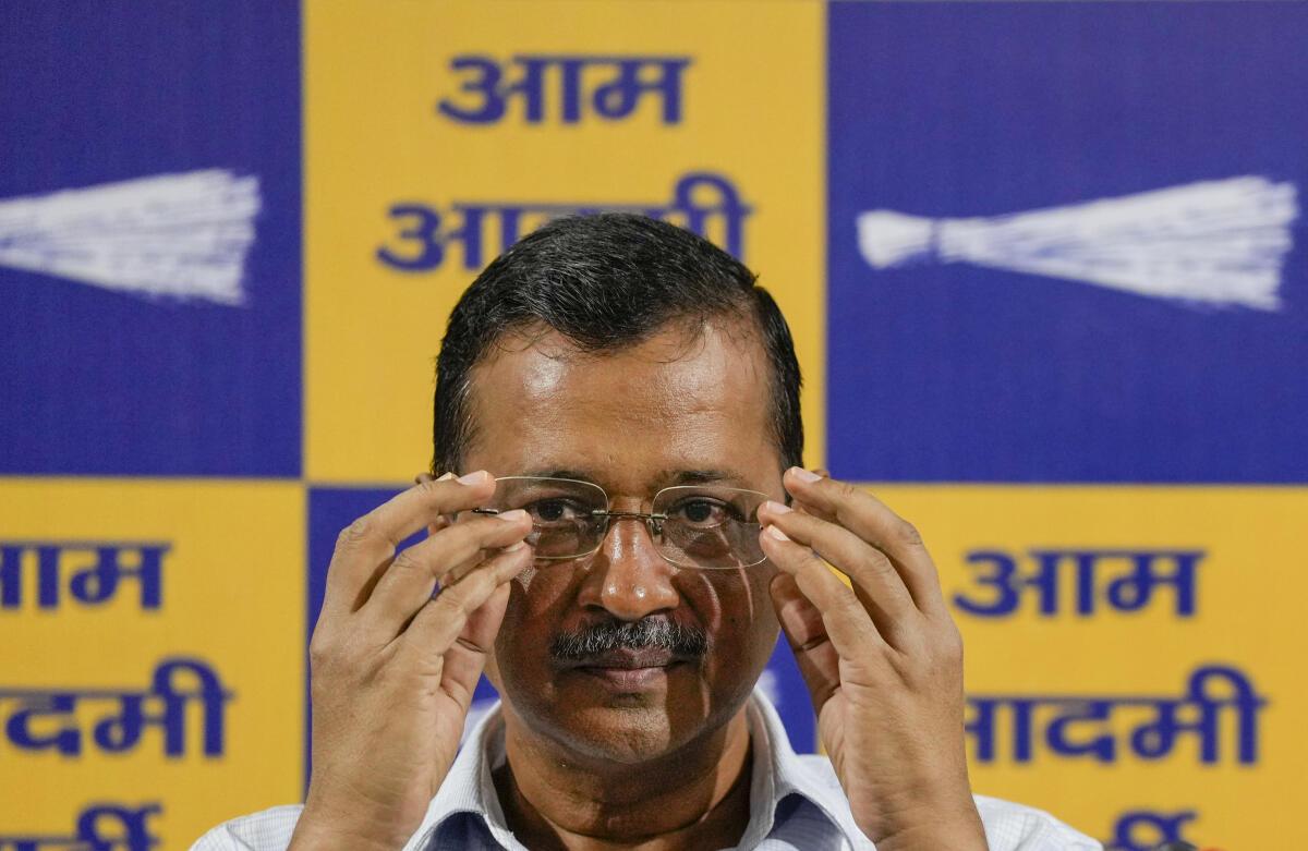 पीएम की डिग्री पर टिप्पणी: सुप्रीम कोर्ट ने गुजरात में अरविंद केजरीवाल के खिलाफ समन बरकरार रखा