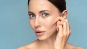 चेहरे की स्किन को टाइट करने के तरीके के बारे में जानने के लिए अभी पढ़े आप चेहरे की स्किन को टाइट करने के तरीके के बारे में जानने के लिए अभी पढ़े आप