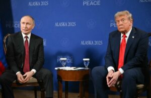 रूस से ट्रेड करना चाहता है अमेरिका, प्रतिबंध हटाने पर विचार, न्यूक्लियर एनर्जी शिप्स खरीदने की भी तैयारी