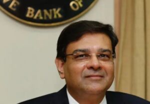 पूर्व RBI गवर्नर उर्जित पटेल IMF के एग्जीक्यूटिव डायरेक्टर नियुक्त, 3 साल का कार्यकाल पूर्व RBI गवर्नर उर्जित पटेल IMF के एग्जीक्यूटिव डायरेक्टर नियुक्त, 3 साल का कार्यकाल