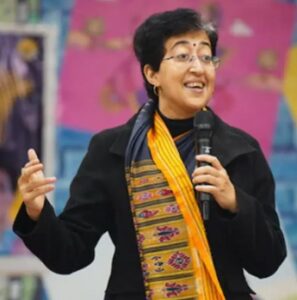 कालकाजी मंदिर सेवेदार की हत्या, अतीशी ने सीएम से सुरक्षा की मांग की