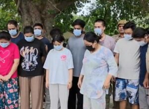 सहारनपुर: कॉल सेंटर से अमेरिका में करोड़ों की ठगी, 11 आरोपी गिरफ्तार सहारनपुर: कॉल सेंटर से अमेरिका में करोड़ों की ठगी, 11 आरोपी गिरफ्तार