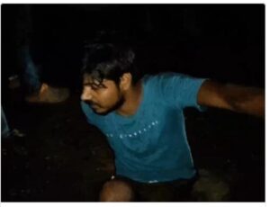 बाइक फिसलने के बाद लगी आग, एक युवक की मौत, दूसरा गंभीर बाइक फिसलने के बाद लगी आग, एक युवक की मौत, दूसरा गंभीर