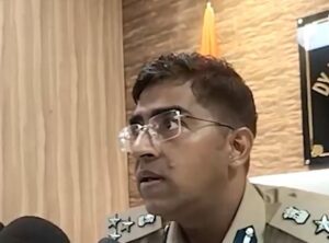 नेपाल में जारी विरोध प्रदर्शनों के बीच सिद्धार्थ नगर बॉर्डर पर कड़ी सुरक्षा