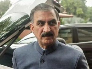 लंदन में बेटी के एडमिशन के लिए परिवार सहित रवाना हुए हिमाचल प्रदेश के सीएम