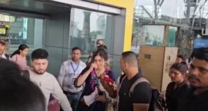 रायपुर पहुंची एक्ट्रेस अदा शर्मा, नवरात्रि गरबा इवेंट में करेंगी शिरकत