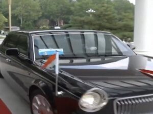 चीन में पीएम मोदी को मिली जिनपिंग की स्पेशल कार