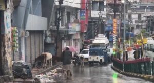 जम्मू-कश्मीर के डोडा में भारी बारिश के कारण स्कूल बंद, आपातकालीन नंबर जारी