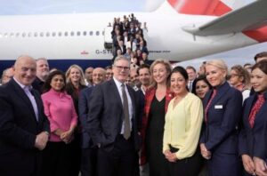 ब्रिटेन के प्रधानमंत्री 100 सदस्यों की डेलिगेशन के साथ मुम्बई पहुंचे, बडी डील की उम्मीद