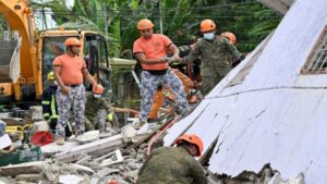 फिलीपींस में 7.6 तीव्रता का भूकंप, सुनामी का खतरा टला, दहशत में लोग