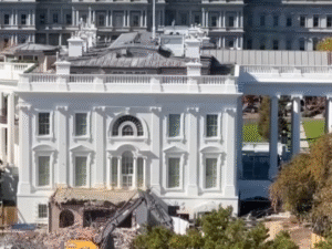 व्हाइट हाउस में ट्रंप का 250 मिलियन डॉलर का बॉलरूम प्रोजेक्ट शुरू, बिना मंजूरी के तोड़ी जा रही ईस्ट विंग