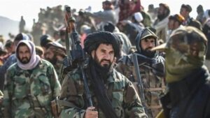 अफगान सैनिकों ने पाकिस्तानी चौकियों पर किया हमला, पाकिस्तानी गृहमंत्री ने दी कड़ी चेतावनी अफगान सैनिकों ने पाकिस्तानी चौकियों पर किया हमला, पाकिस्तानी गृहमंत्री ने दी कड़ी चेतावनी