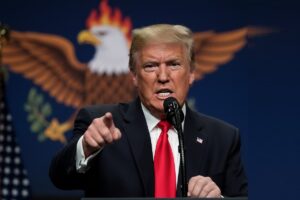 बोले ट्रम्प: जो भी देश BRICS समूह में शामिल होगा उस पर भारी टैरिफ लगाया जाएगा