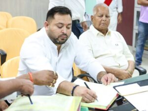 तेजस्वी यादव ने राघोपुर सीट से नामांकन भरा, एक पिस्तौल और 50 जिंदा कारतूस घोषित किए