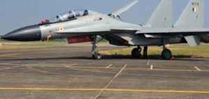 रक्षा मंत्री राजनाथ सिंह ने नाशिक में तेजस MK1A की तीसरी प्रोडक्शन लाइन का किया उद्घाटन रक्षा मंत्री राजनाथ सिंह ने नाशिक में तेजस MK1A की तीसरी प्रोडक्शन लाइन का किया उद्घाटन