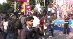 79वें शौर्य दिवस पर शौर्यवीर–रन फॉर इंडिया का आयोजन, सेना प्रमुख और उपसेना प्रमुख ने दिखाई हरी झंडी 79वें शौर्य दिवस पर शौर्यवीर–रन फॉर इंडिया का आयोजन, सेना प्रमुख और उपसेना प्रमुख ने दिखाई हरी झंडी