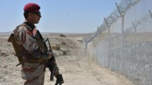 अफगान सीमा पर तालिबान और पाकिस्तानी सैनिकों के बीच फायरिंग