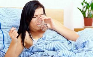 क्या आप जानते हैं सुबह खाली पेट पानी पीने के लाभ