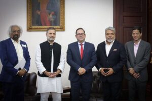 राहुल गांधी ने पेरू के सांसदों के साथ की बातचीत