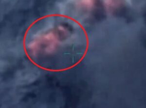 अमेरिका ने 17वीं बार ड्रग तस्करों की बोट पर हमला किया, 3 की मौत