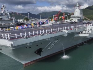 चीन ने तीसरा एयरक्राफ्ट कैरियर फुजियान नौसेना में शामिल किया, हिंद महासागर से ताइवान तक बढ़ेगा दबदबा