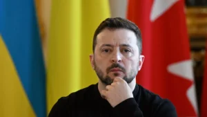 जेलेंस्की बोले यूक्रेन जमीन और जमीर खोने की कगार पर, ट्रम्प के शांति प्रस्ताव को मानने का दबाव बढ़ा