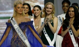 मिस यूनिवर्स 2025 विवादों में घिरी, फिनाले से पहले 3 जजों का इस्तीफा