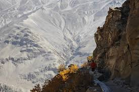 अफगानिस्तान में ड्रोन अटैक, सोने की खदान में काम कर रहे 3 चीनी इंजीनियरों की मौत