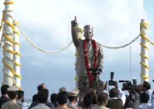 पोर्ट ब्लेयर में वीर सावरकर की प्रतिमा का अनावरण, गृहमंत्री अमित शाह और मोहन भागवत हुए शामिल
