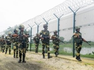 बांग्लादेशी गौ-तस्करों ने BSF जवान का किया अपहरण, बाद में सुरक्षित लौटाया गया