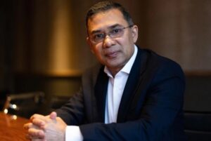 खालिदा जिया के बेटे तारिक रहमान 17 साल बाद बांग्लादेश लौटे